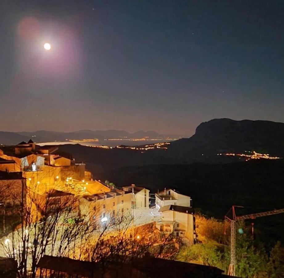 Agriturismo Ai Monaci Montano Antilia Dış mekan fotoğraf